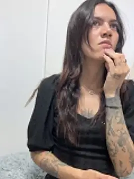 VeroJenkins  online show from 05-18-26, 03:24