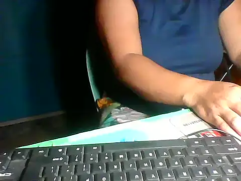 MommyKaye30 online show from 05-27-26, 07:11