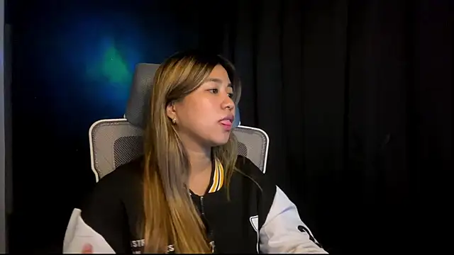 SammyFaragoza online show from 05-18-26, 01:06