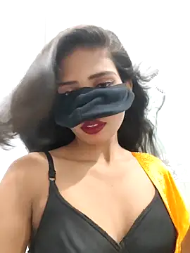 Snapshot of Hot_Candy77 chatting on 06-14-26, 03:52 Hot Candy77 online show from 06-14-26, 03:52