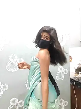 Snapshot of Hot_Candy77 chatting on 06-18-26, 03:18 Hot Candy77 online show from 06-18-26, 03:18
