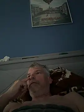 Snapshot of Thor-82 chatting on 05-25-26, 03:34 Thor-82 online show from 05-25-26, 03:34