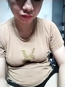 Girl lovebaby online show from 05-19-26, 07:47