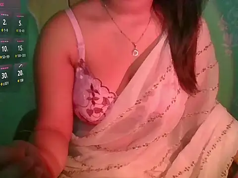 Snapshot of Abhira_07 chatting on 05-24-26, 02:00 Abhira 07 online show from 05-24-26, 02:00
