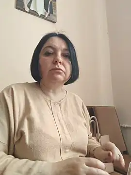 Snapshot of EmmaEmmy40 chatting on 07-24-26, 08:01 EmmaEmmy40 online show from 07-24-26, 08:01