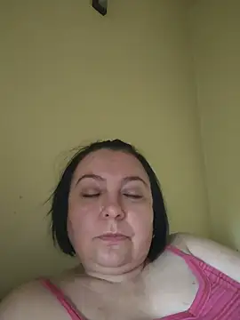 Snapshot of EmmaEmmy40 chatting on 07-27-26, 04:25 EmmaEmmy40 online show from 07-27-26, 04:25