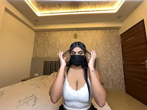 Miss Heer online show from 06-25-26, 12:09
