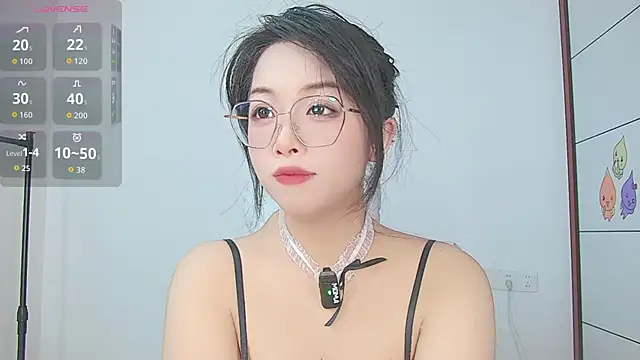 xiaoyu5 online show from 05-06-26, 12:10