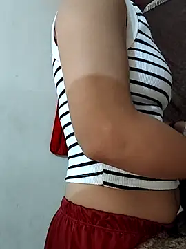 Snapshot of kiran-baby chatting on 05-20-26, 05:19 kiran-baby online show from 05-20-26, 05:19
