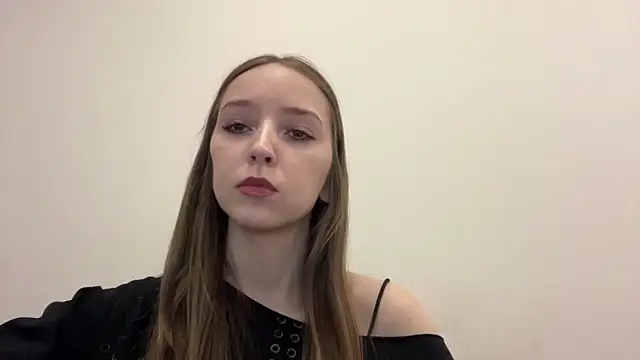 QueenBalensiefen online show from 05-29-26, 05:11