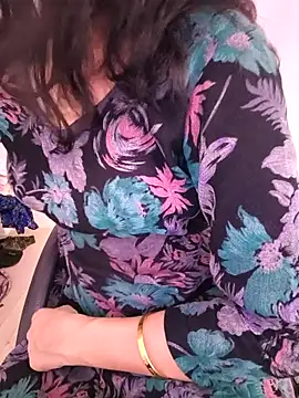zoya baby  online show from 05-18-26, 07:03