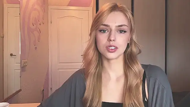 ScarlettRosy online show from 05-08-26, 04:40