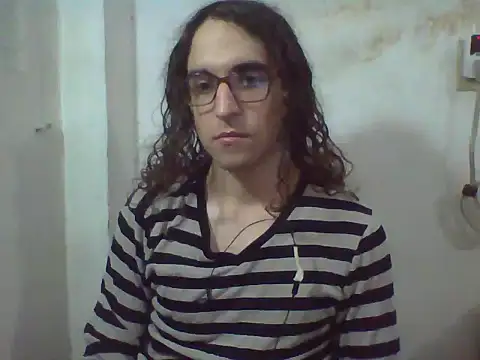 LaCuerva online show from 05-26-26, 07:43