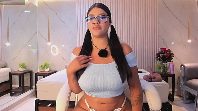 luna taylorss online show from 05-28-26, 11:07