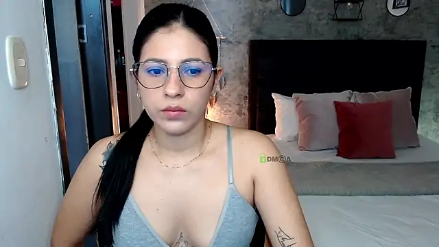 isa cruzx online show from 07-12-26, 03:25