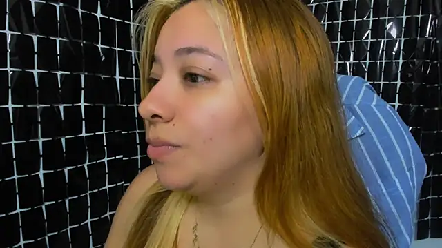 MissAlmaFenix online show from 05-27-26, 04:37