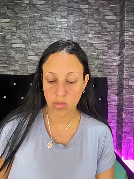 Snapshot of Cloe-Fire chatting on 05-15-26, 11:28 Cloe-Fire online show from 05-15-26, 11:28