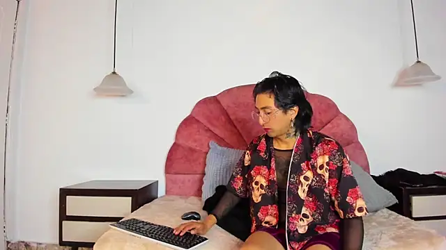 Snapshot of Eclipse_TeenBoy66 chatting on 05-10-26, 03:55 Eclipse TeenBoy66 online show from 05-10-26, 03:55