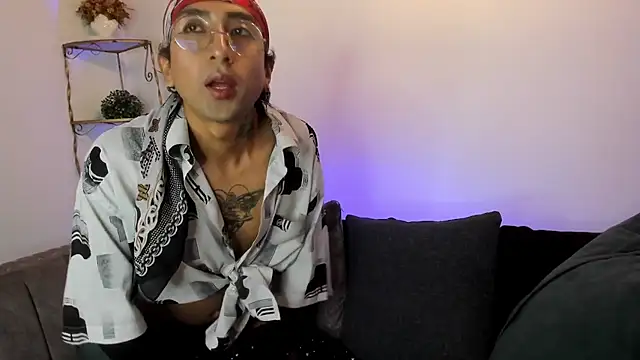 Snapshot of Eclipse_TeenBoy66 chatting on 05-27-26, 08:06 Eclipse TeenBoy66 online show from 05-27-26, 08:06
