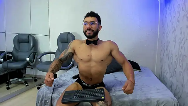 Axel power  online show from 05-21-26, 03:24