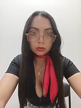 JENNIFER  03 online show from 05-22-26, 04:45