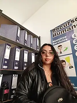 JENNIFER  03 online show from 05-25-26, 02:45