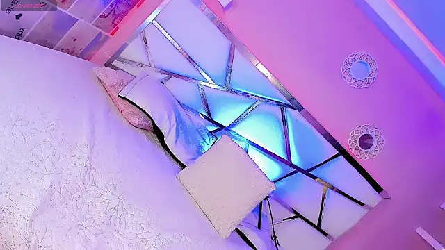 Lexxy Mattell online show from 05-18-26, 05:35