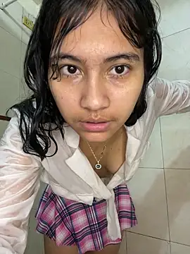 Snapshot of Xaannder chatting on 05-20-26, 04:29 Xaannder online show from 05-20-26, 04:29