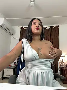 Just lilah online show from 05-21-26, 10:17