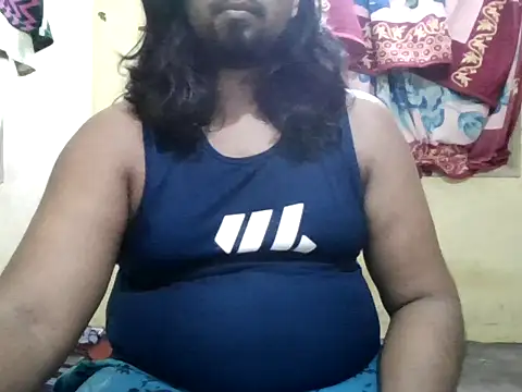 Snapshot of mrmerman92 chatting on 05-08-26, 03:50 mrmerman92 online show from 05-08-26, 03:50