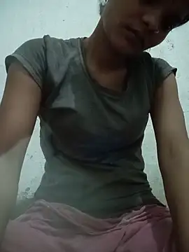 Snapshot of Student_garl_1 chatting on 05-26-26, 11:12 Student garl 1 online show from 05-26-26, 11:12