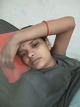 Snapshot of Student_garl_1 chatting on 05-29-26, 10:57 Student garl 1 online show from 05-29-26, 10:57