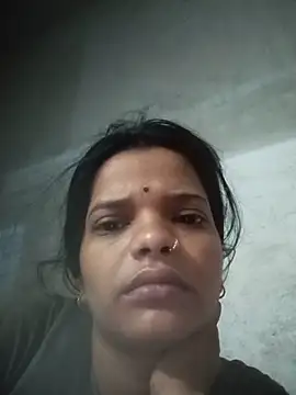 Snapshot of Student_garl_1 chatting on 05-29-26, 11:03 Student garl 1 online show from 05-29-26, 11:03