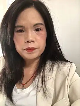 nidejiejie online show from 05-18-26, 01:45