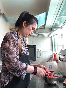 nidejiejie online show from 05-19-26, 03:35