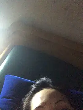 nidejiejie online show from 05-27-26, 03:53