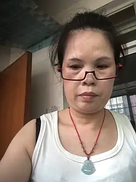 Snapshot of nidejiejie chatting on 06-14-26, 01:47 nidejiejie online show from 06-14-26, 01:47