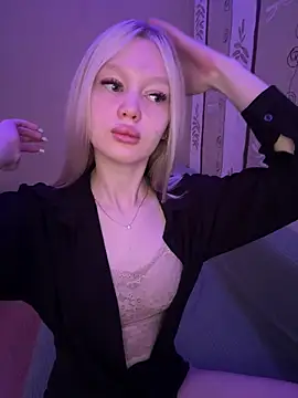 Velvet Doll  online show from 05-07-26, 06:41