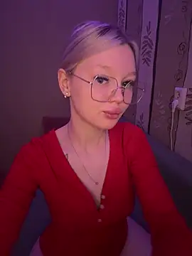 Velvet Doll  online show from 05-11-26, 04:07