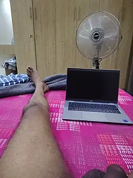 santhoshkannadaboy online show from 05-16-26, 12:07