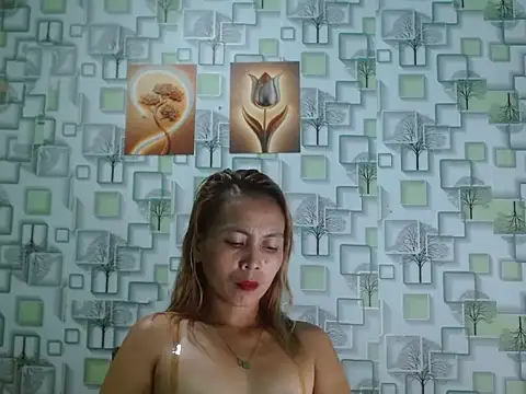 Sweet Crystal69 online show from 05-10-26, 06:46