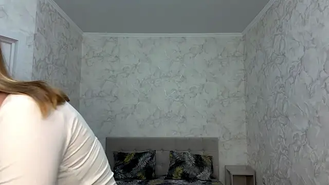 rosylume online show from 05-20-26, 05:41