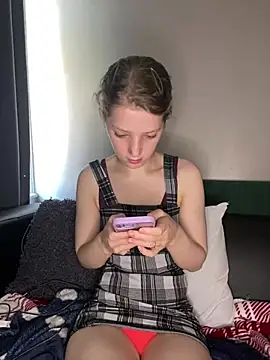 Snapshot of Tatum-Bear chatting on 07-08-26, 02:32 Tatum-Bear online show from 07-08-26, 02:32