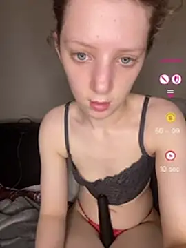 Snapshot of Tatum-Bear chatting on 07-28-26, 09:47 Tatum-Bear online show from 07-28-26, 09:47