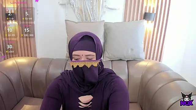 Snapshot of yasmin_dina chatting on 05-12-26, 03:20 yasmin dina online show from 05-12-26, 03:20