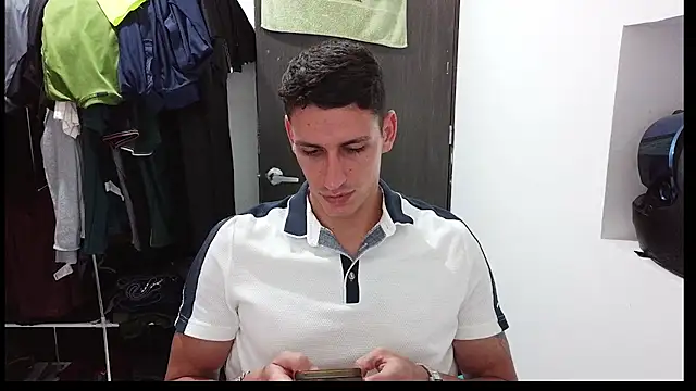 RaulRico online show from 05-17-26, 04:10