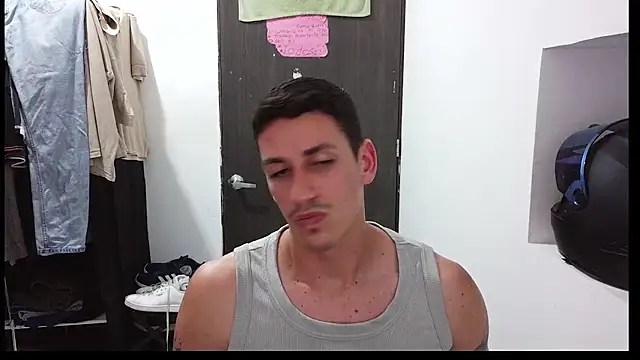 RaulRico online show from 05-31-26, 01:03