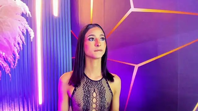 Miss Isa  online show from 05-11-26, 04:04