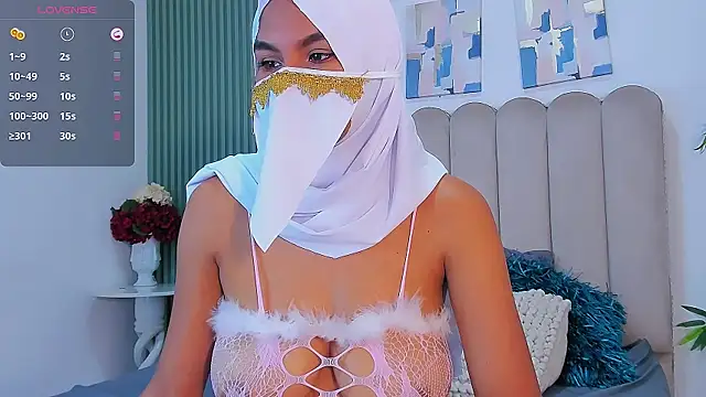 Saida   online show from 05-20-26, 02:34