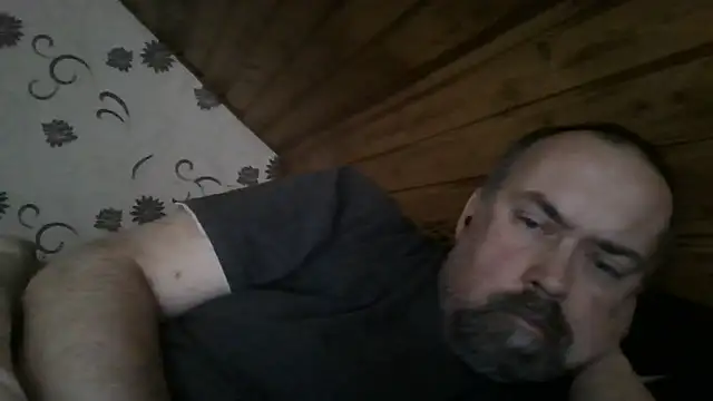 Snapshot of Carsten5 chatting on 05-10-26, 04:17 Carsten5 online show from 05-10-26, 04:17